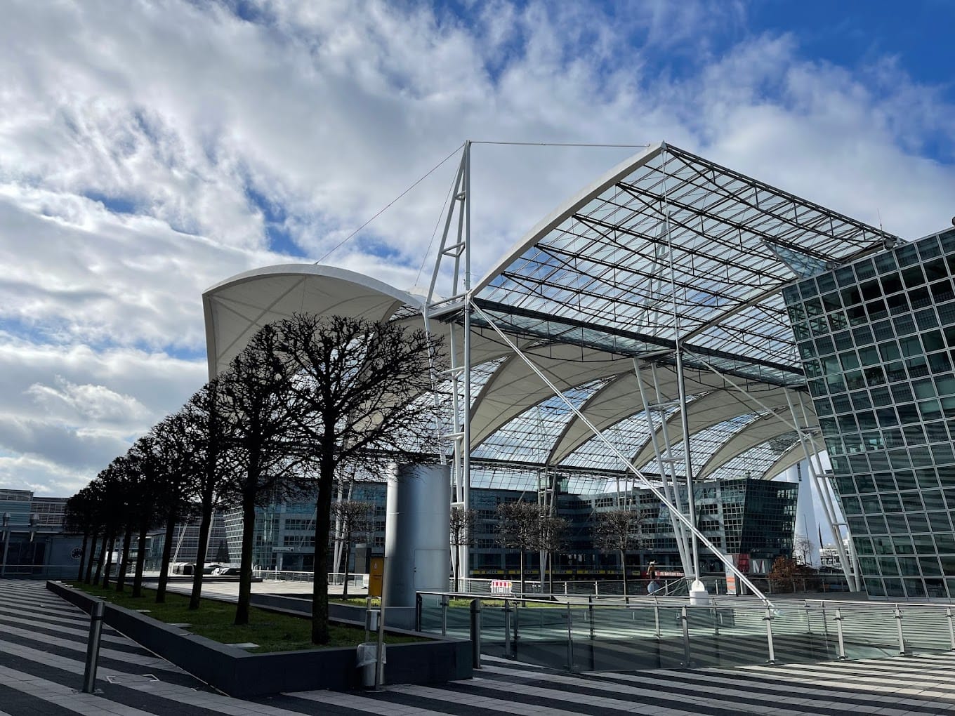 Munich Airport (MUC) to Innsbruck Airport (INN)